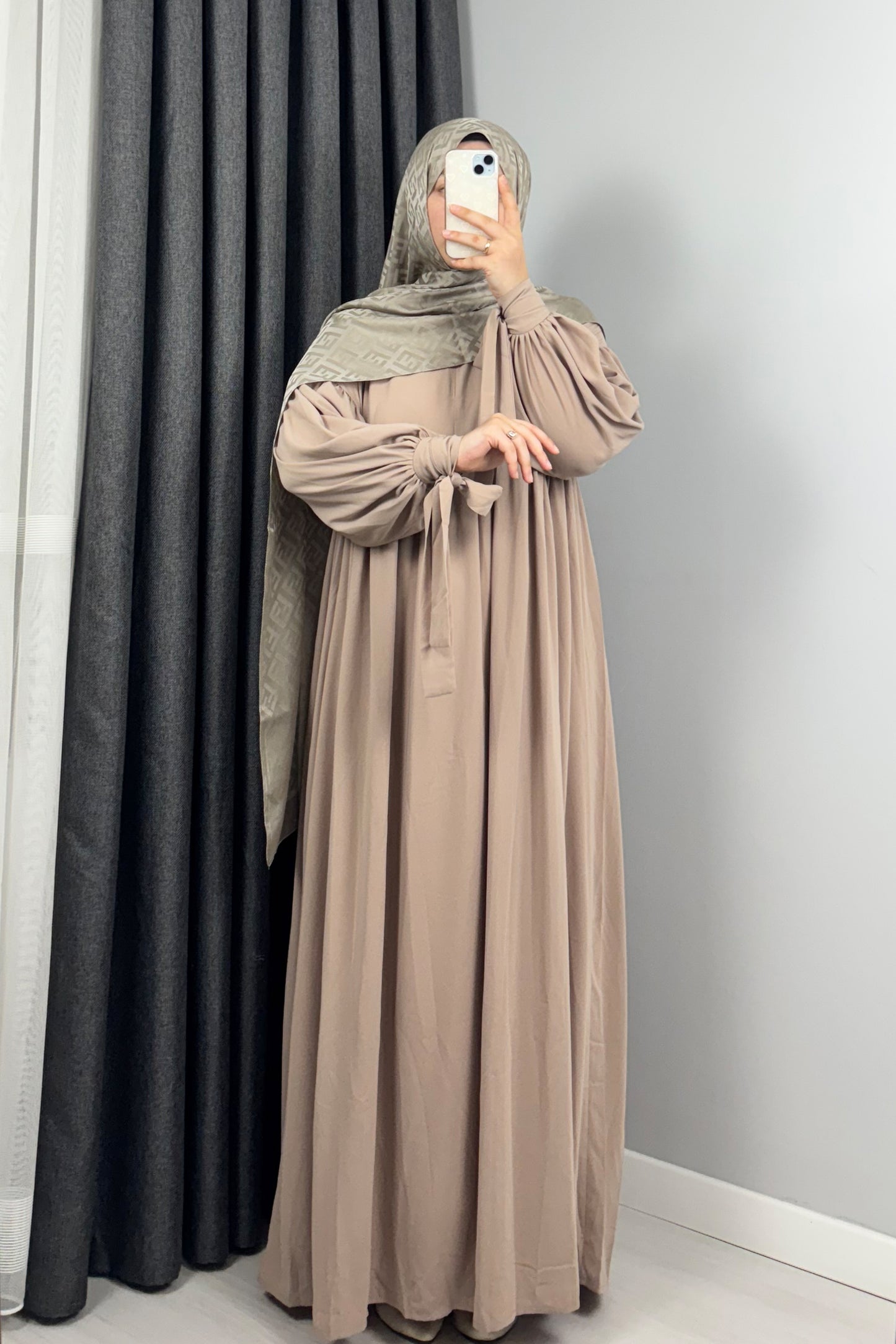 Alya Kol Bağlamalı Krem Tesettür Hijab Elbise
