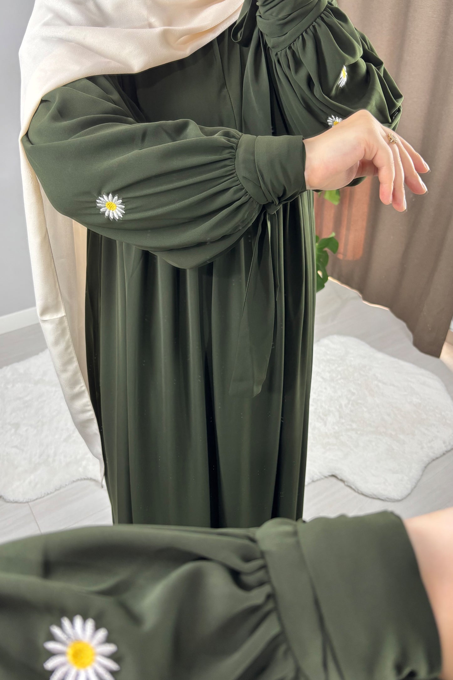 Asel Papatya Nakışlı Yeşil Tesettür Hijab Elbise