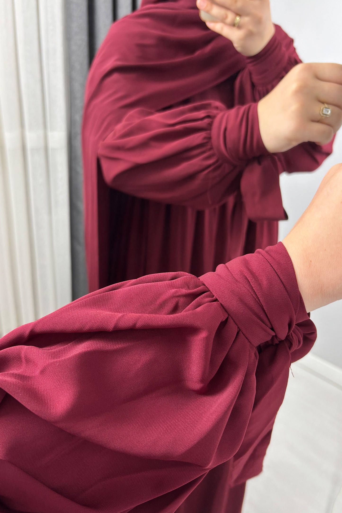 Alya Kol Bağlamalı Bordo Tesettür Hijab Elbise