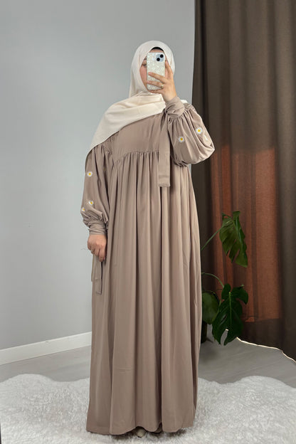 Asel Papatya Nakışlı Krem Tesettür Hijab Elbise