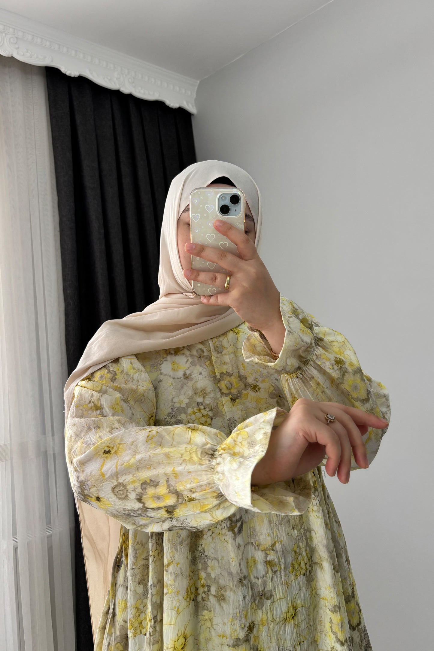 Sarı Çiçekli Tesettür Elbise