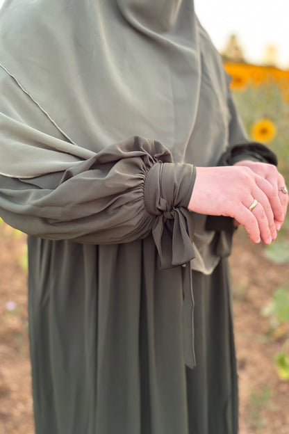Alya Kol Bağlamalı Haki Elbise Haki Sufle Tesettür Hijab Takımı