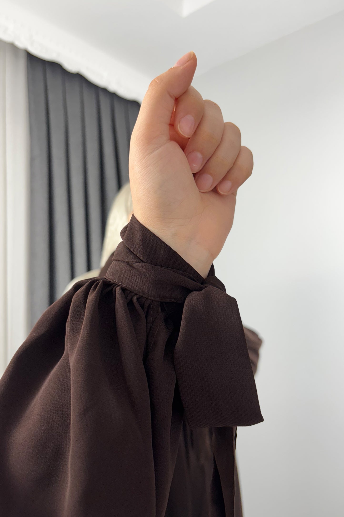 Alya Kol Bağlamalı Acı Kahve Tesettür Hijab Elbise